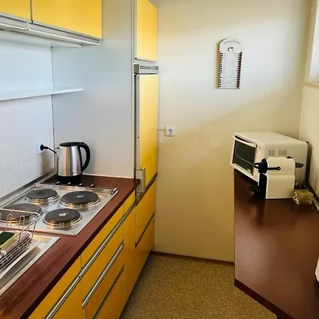 Glueckseligkeit Neu Renoviert * Бад-Бергцаберн